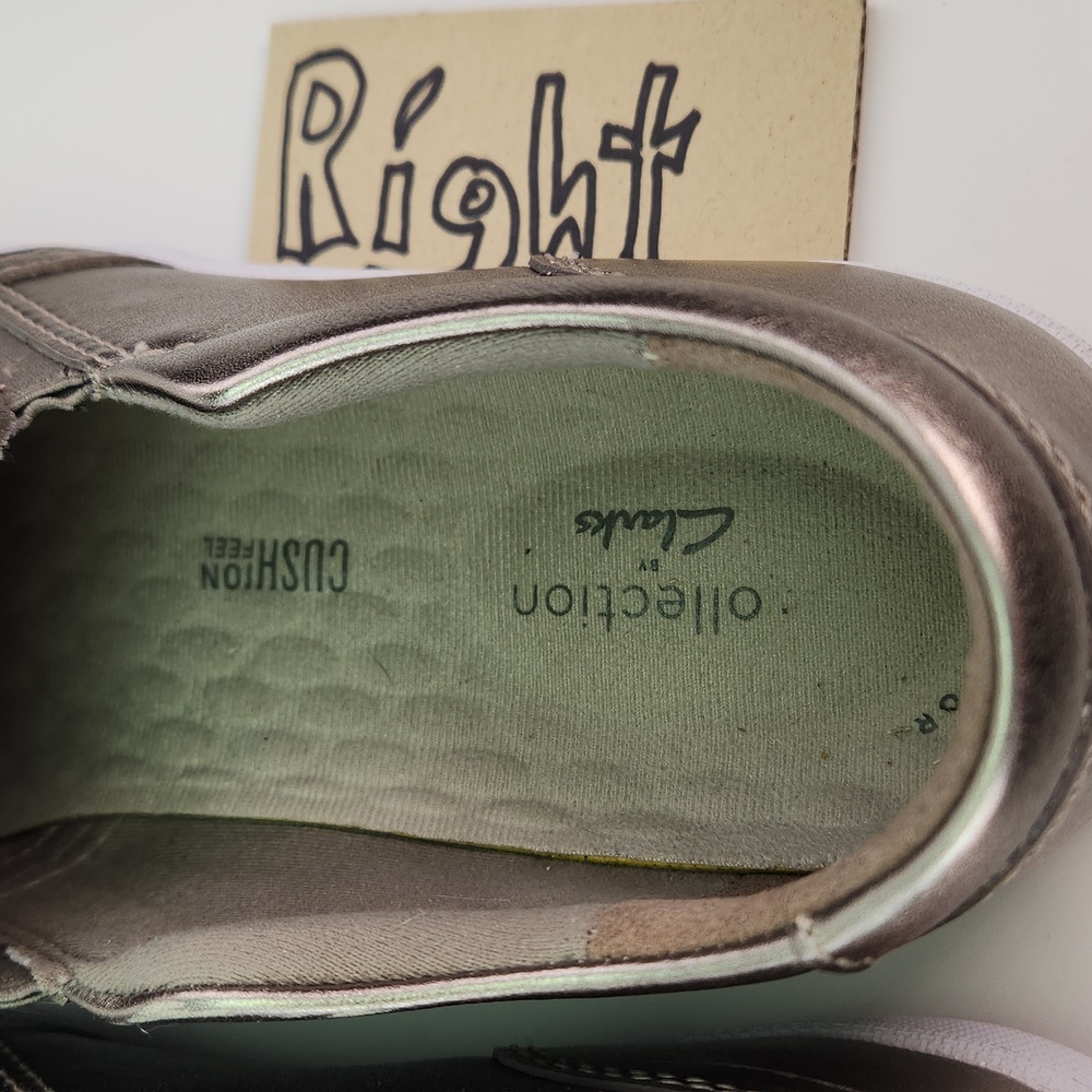 CLARKS GOLD Womens Pennies Size 9.5 GUC - Picture 10 of 16